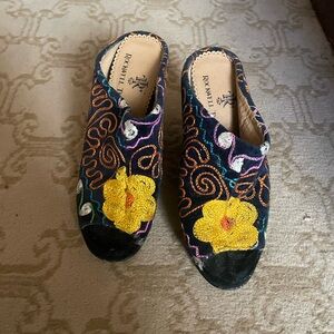 Black Floral Embroidered Mules